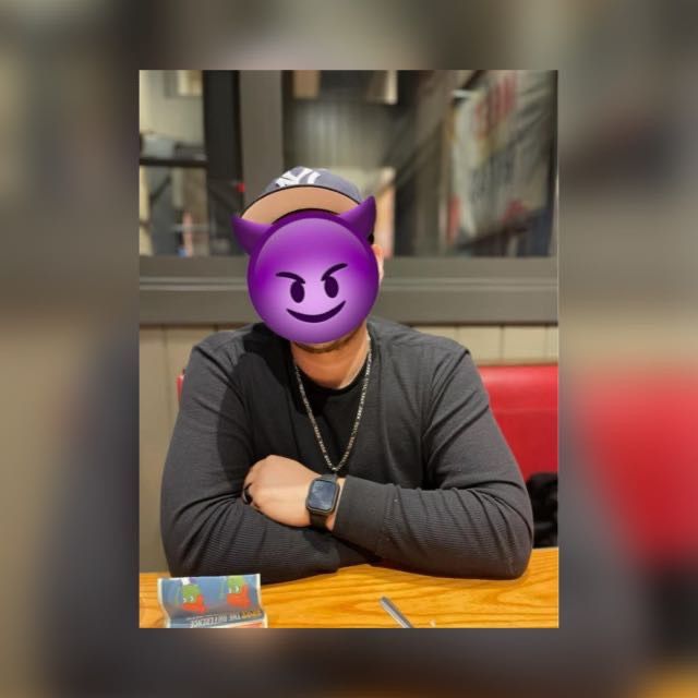 Jonathan L.V. Rmz 😈