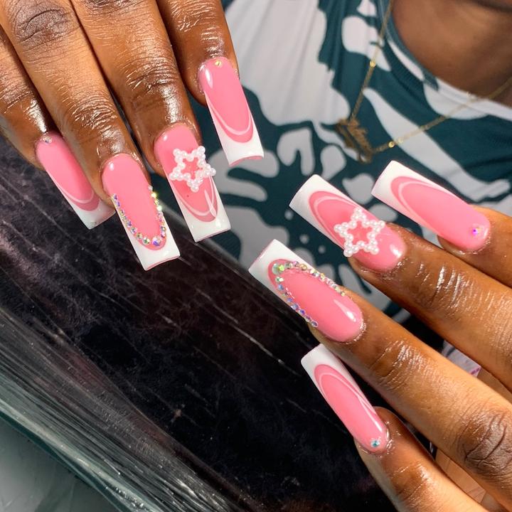 Obuasi nail tech 💅