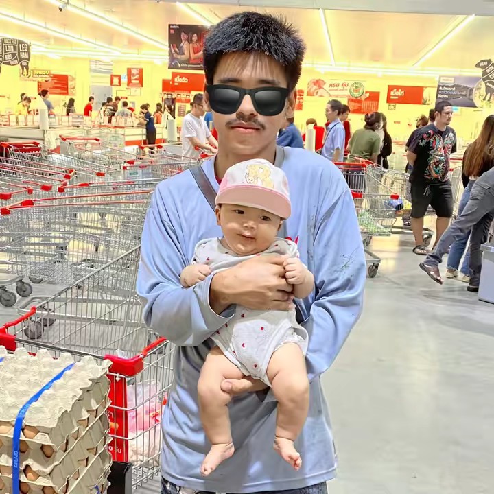 (ส.ห.เจมส์){รถหล่อหลังบ้าน💛}