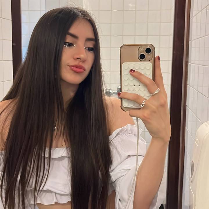 Nathalia Llerena 🎤