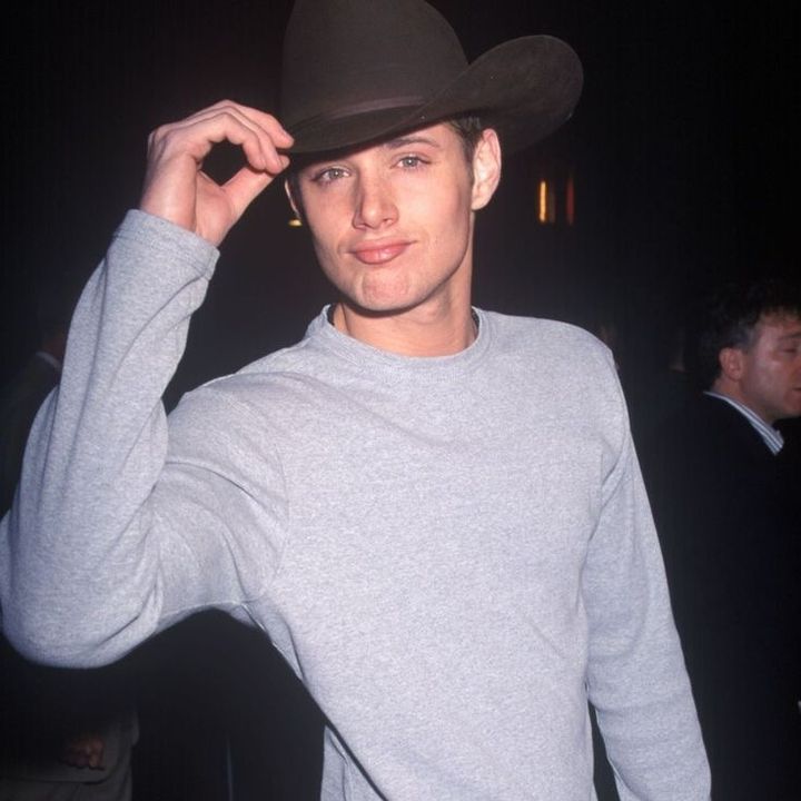 Ava ★ (J2's version)