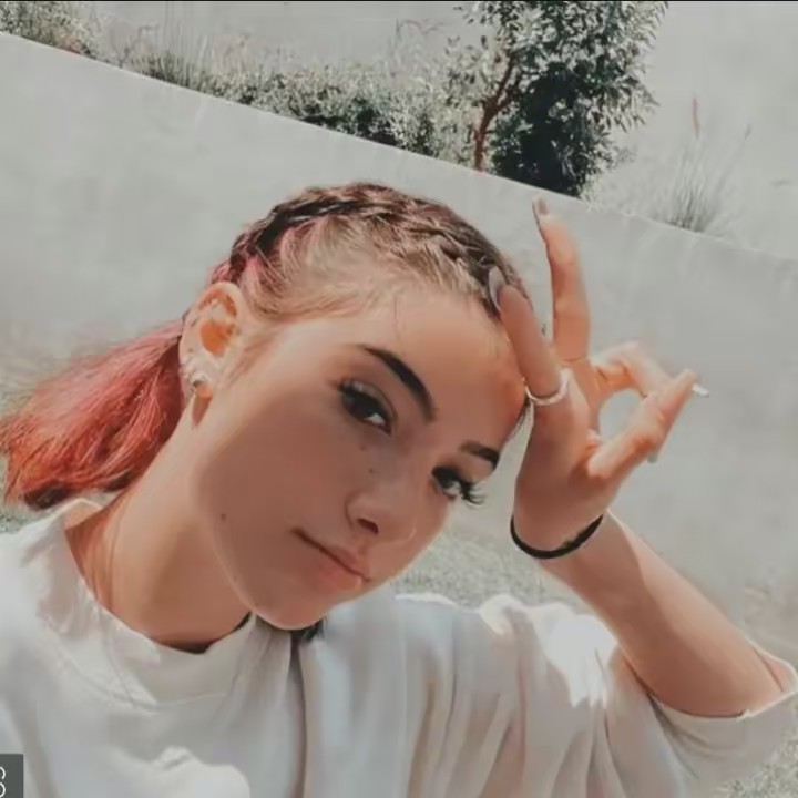 She is a queen! 👑