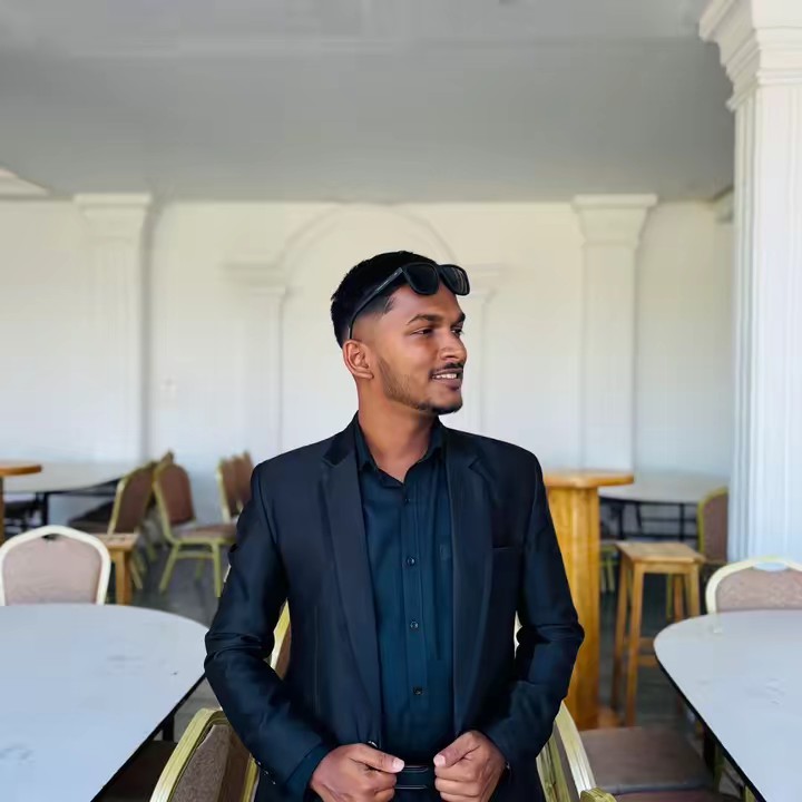 Y a s i t h, hasanga