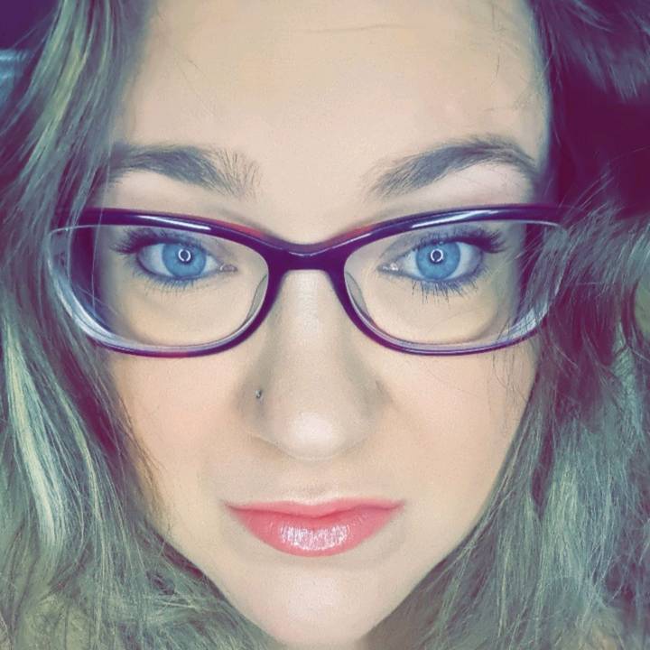 🦋💜Missblueeyes22🦋💜