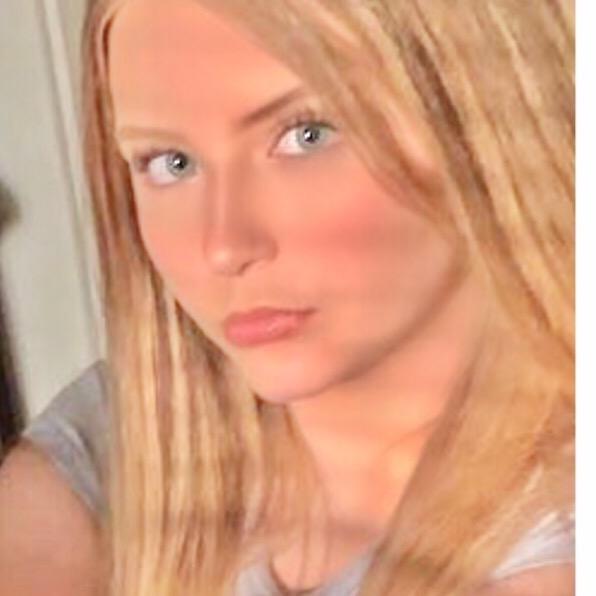 𖣂Bella💗💜💙