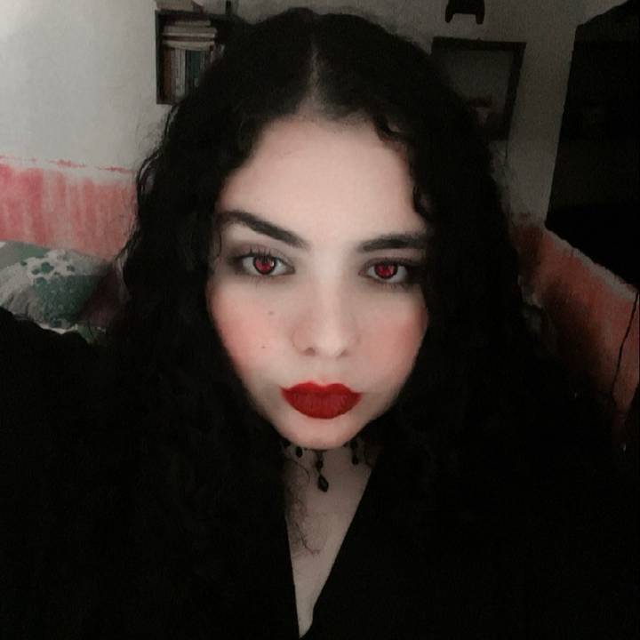 𝐌𝐞𝐥𝐥🥀🧛🏻‍♀️📚