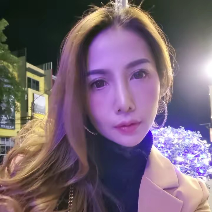 ญิ๋งปุ้ย:246