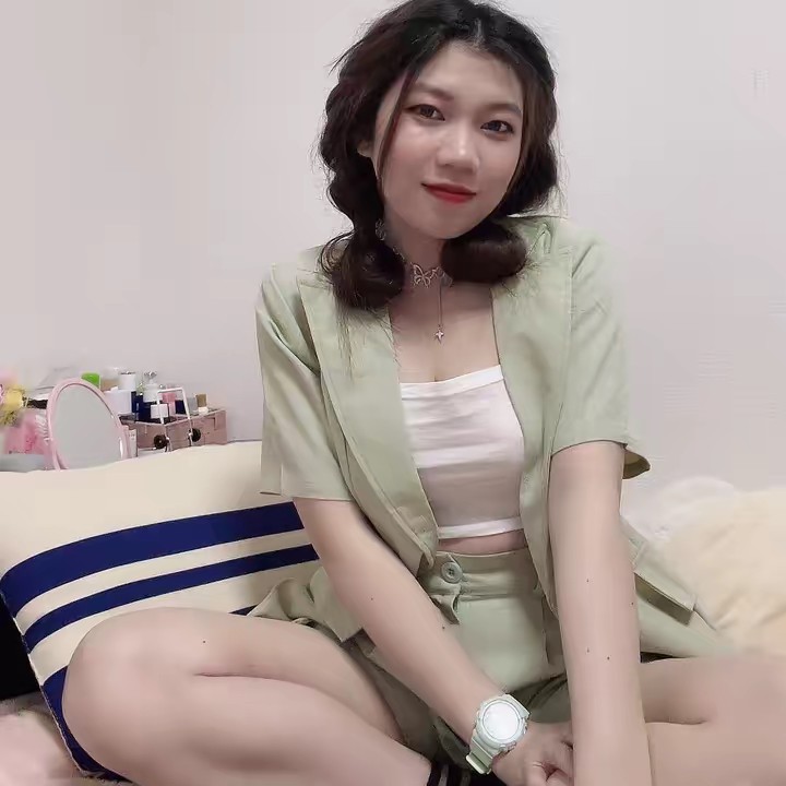 Tẻn Tẻn Riu🧏‍♀️