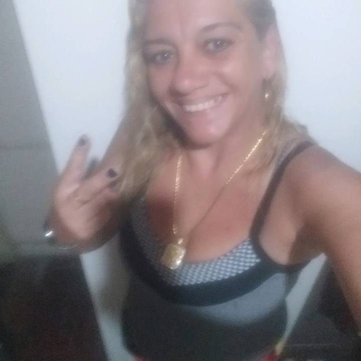 Cristiane t pinto