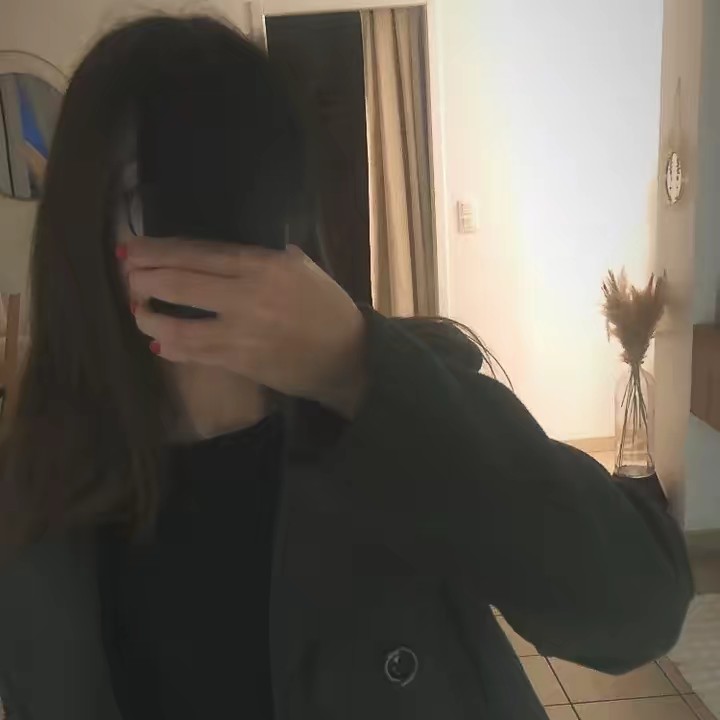 𝐋 𝐎 𝐔 𝐍 𝐀