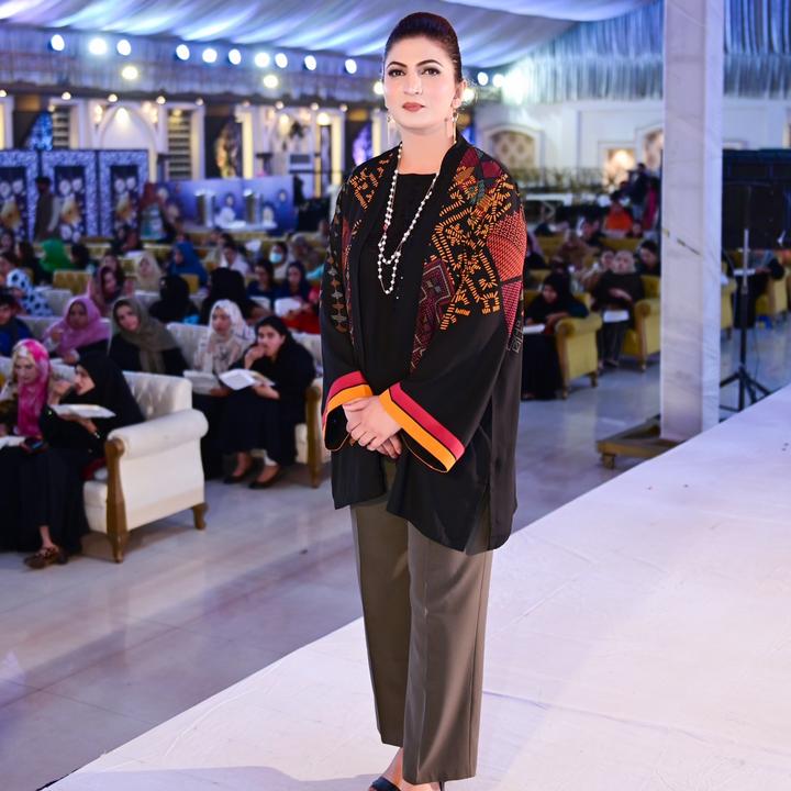 farah_haider_official