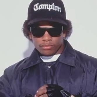 EAZY-E⛎