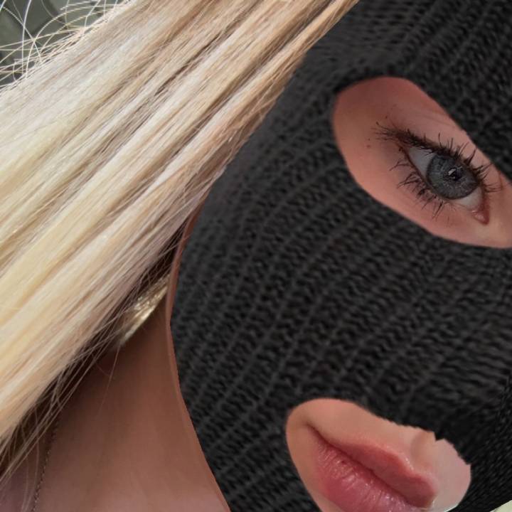 𝐂 𝐇 𝐋 𝐎 𝐄 ꨄ ﾒ𝟶