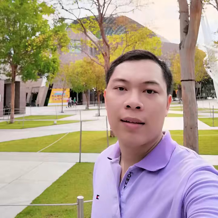 Phạm Danny Yêu Tiếng Anh