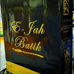 E JAH BATIK