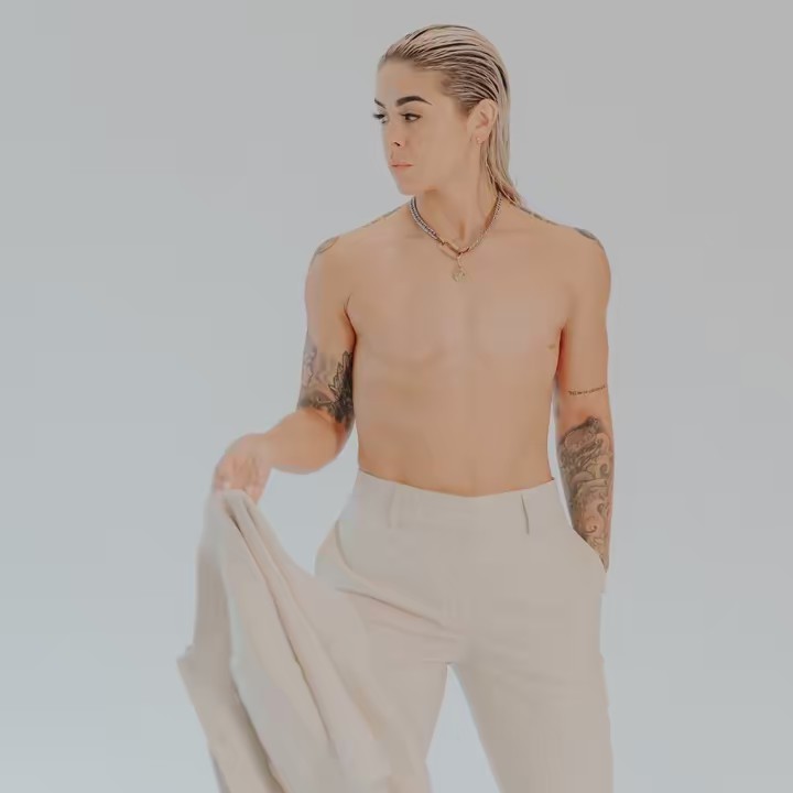 Theebooblessbabe