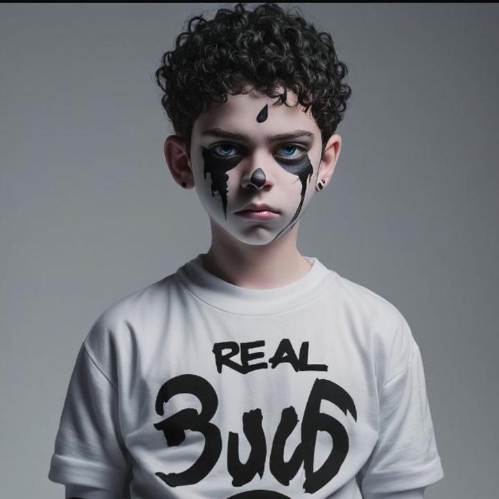 🧃𝕵𝖔𝖊𝖑_𝖒𝖔𝖔𝖗𝖊👑