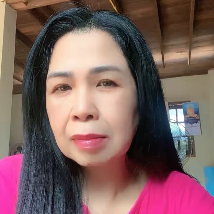 ศุภรัศมิ์พารวย