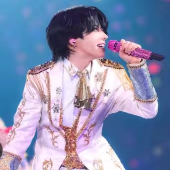 れい　水色の王子と赤色のイケボナンバー1の虜