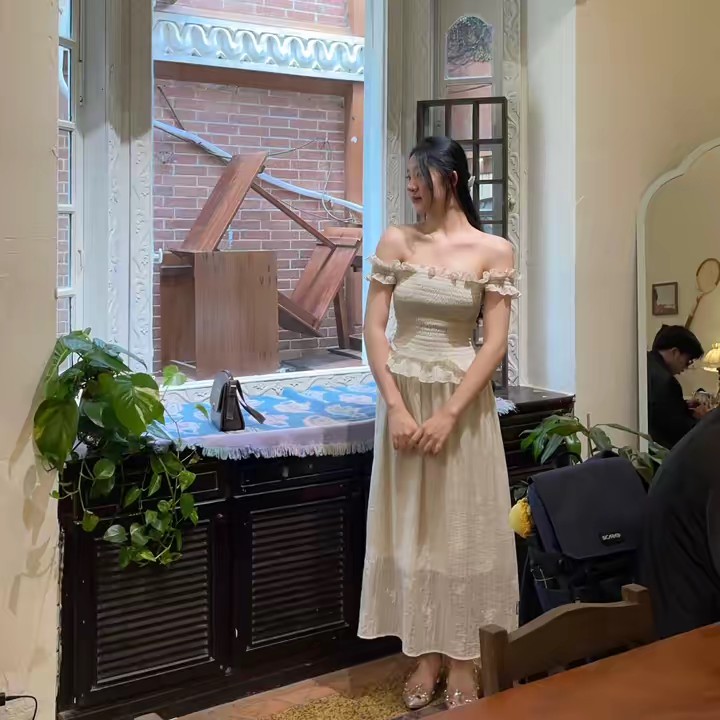 Chất liệu bạn gái