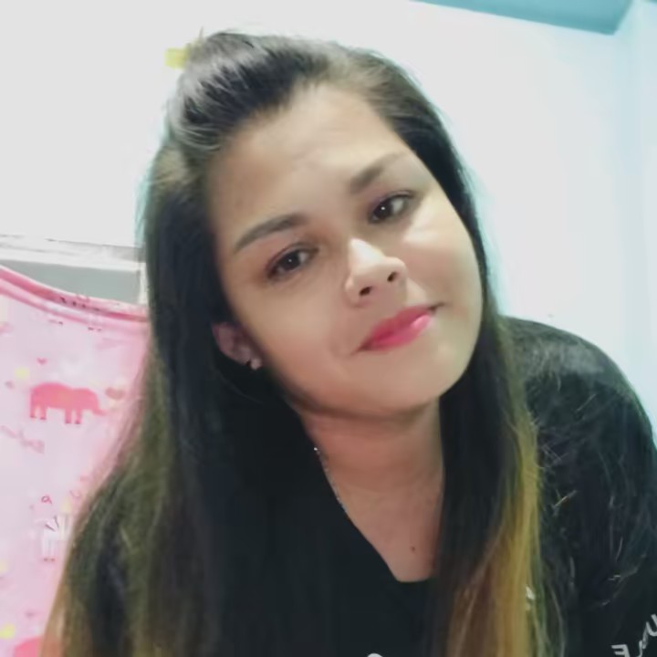 ลูกจ้างเขาสาวโรงงาน🦅nok🦅