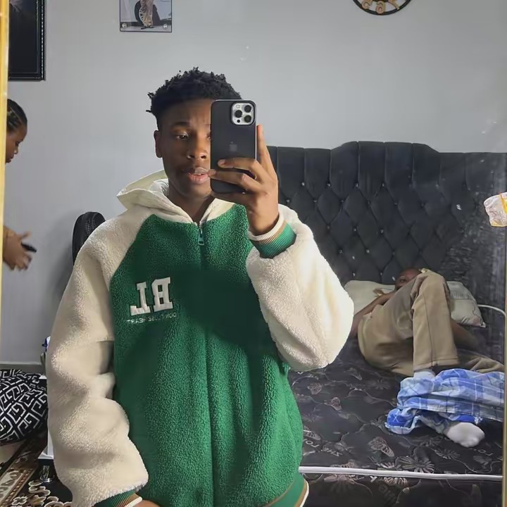 THE UNIVERSITY SHOWHOUSE📚🏠