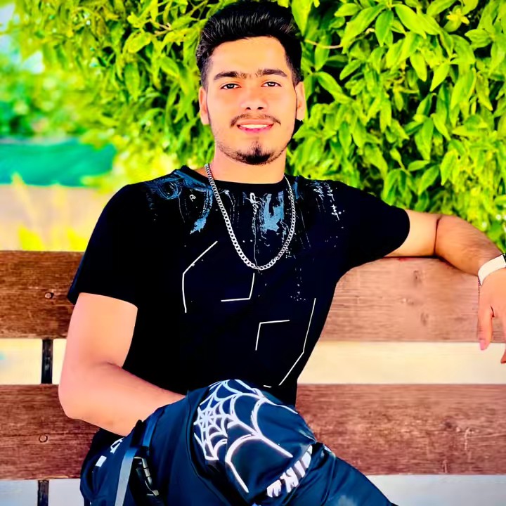 亗 ΜΔŁΔҜ ŞΔŘҜΔŘ 🔪😎🥷 亗