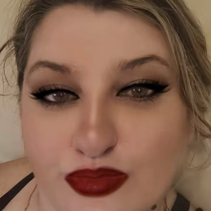 inma brujita 😄😄😄