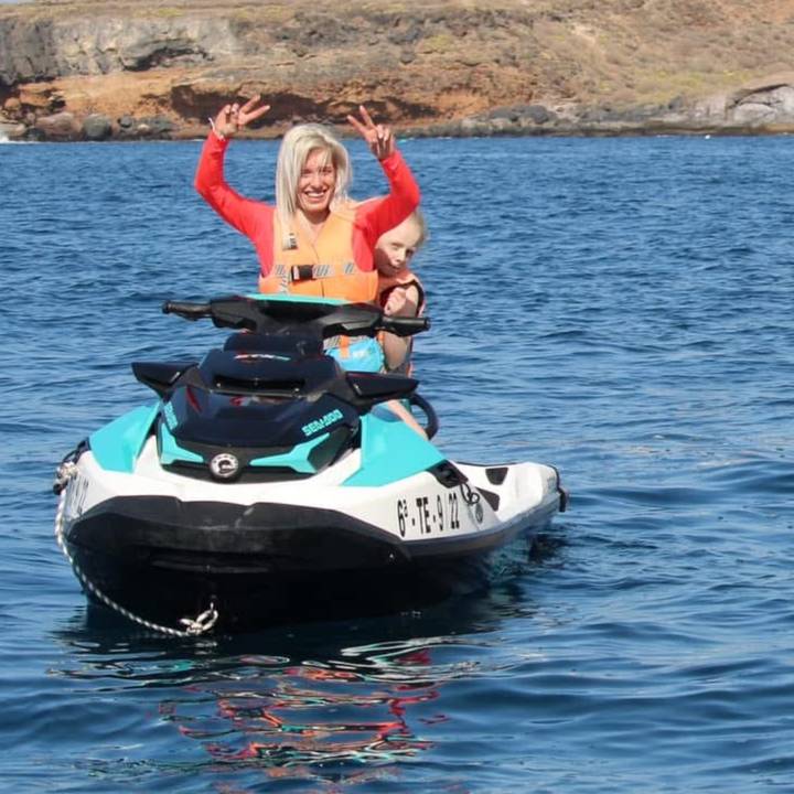 Danielle Walker Ohhh YEAH!