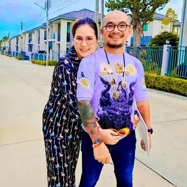 อาจารย์ต้นสาริกางิ้วดำราชาโชค