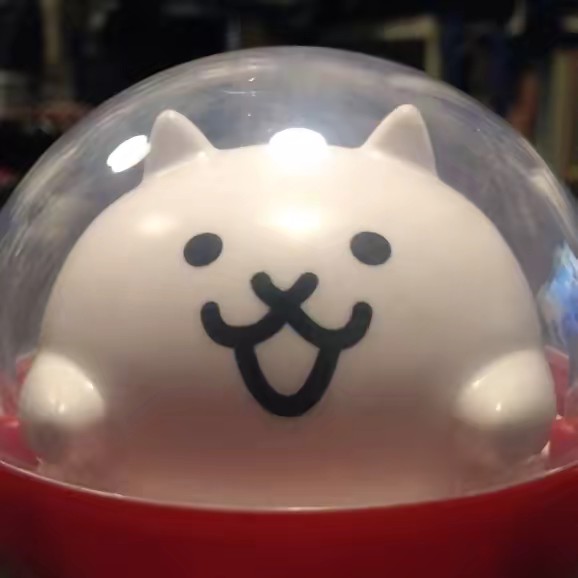 にゃんにゃんカプセル😺