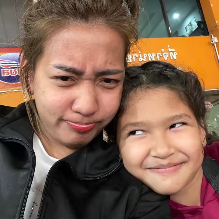 ป้ากับหลานเอง