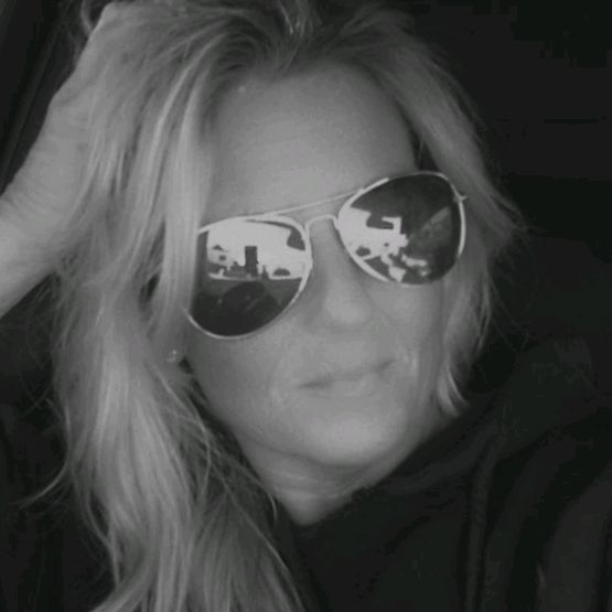 Kelly Lindsey Reynol