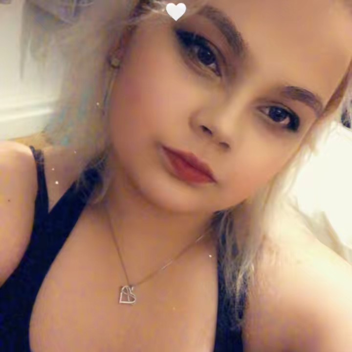 Kiki aka kinga <3 kpop stan