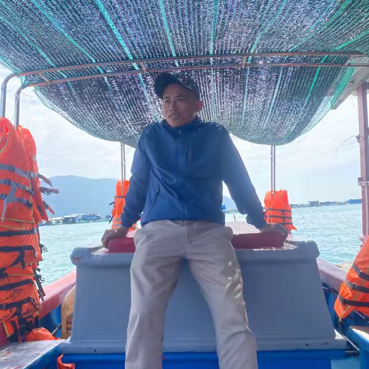 Nguyễn Huy reviewer