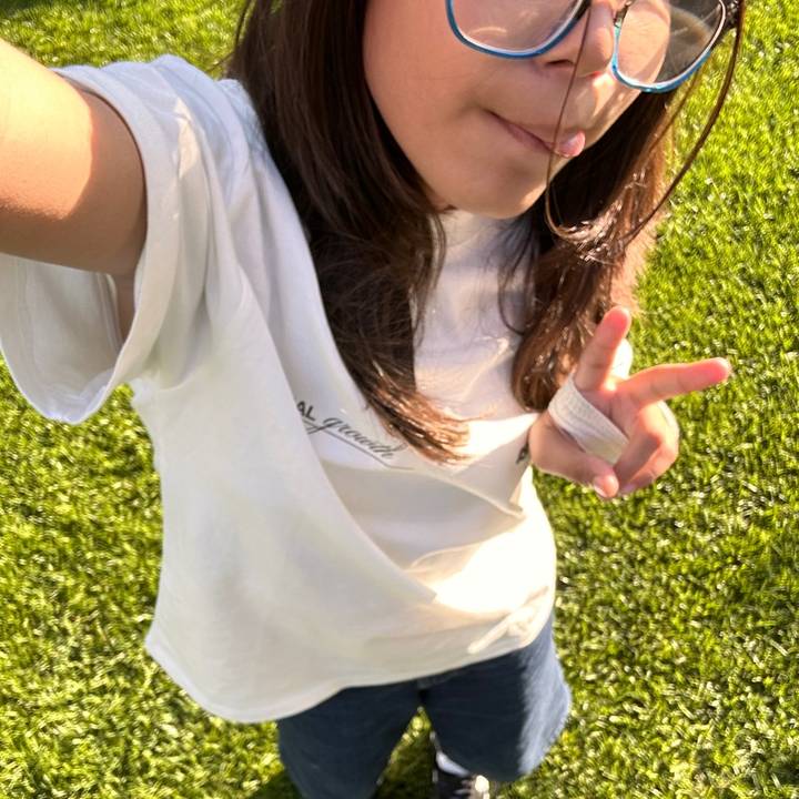 ✨🍎ᗰᗴᒪᗩ ᗰᗴᒪIᑎᗪᗩ🍎✨