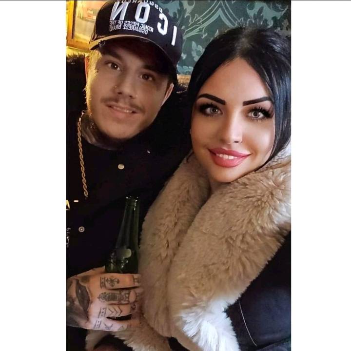 𝕋ℝ𝕀ℂ𝕂𝕐𝕃𝔸𝔻𝔻