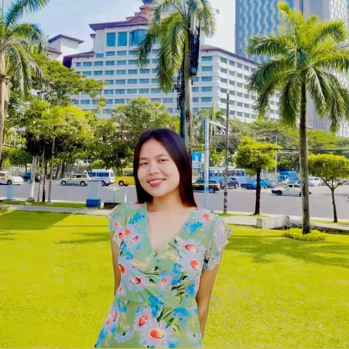 🦋မို့မို့🦋