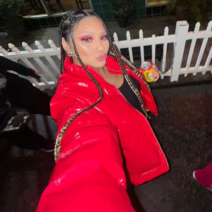 𝓒𝓱𝓲𝓷𝓪𝓑𝓻𝓪𝓽𝔃69