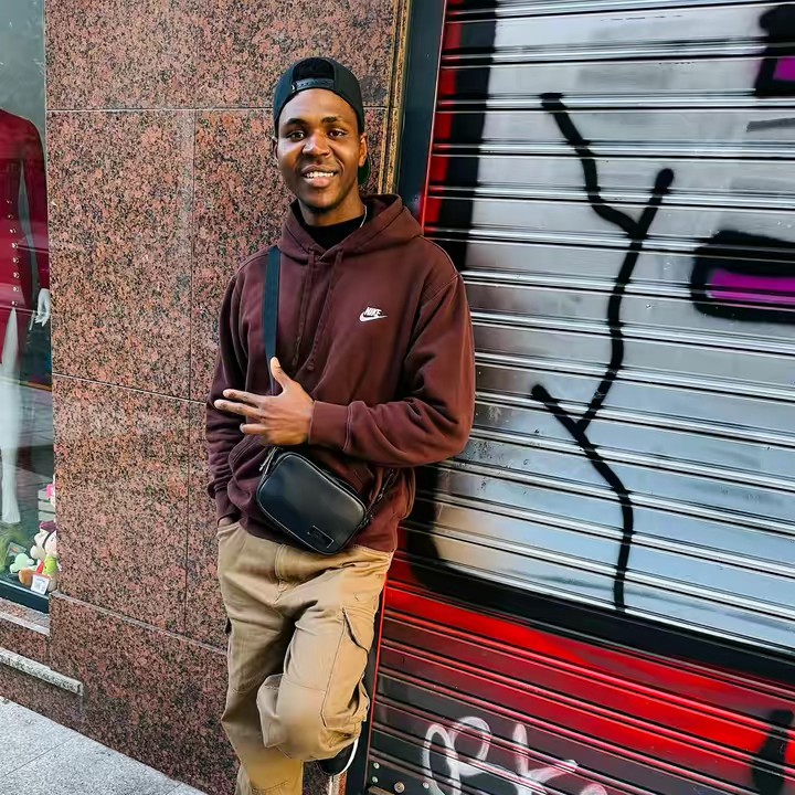 livas39🇬🇼🇵🇹🇪🇸