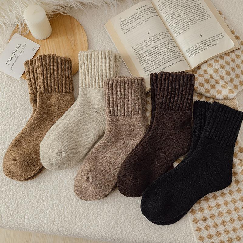 5 Pairs Women's Solid Mid-calf Socks, Casual Soft Comfy Warm Socks for Spring, Women's Socks for Daily Wear
