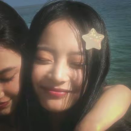 𝒩𝒶𝓃𝓃ℴ 🐇 ఌ︎