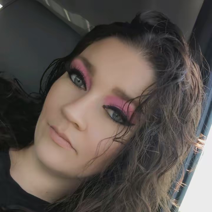 Holly H.🏳️‍🌈