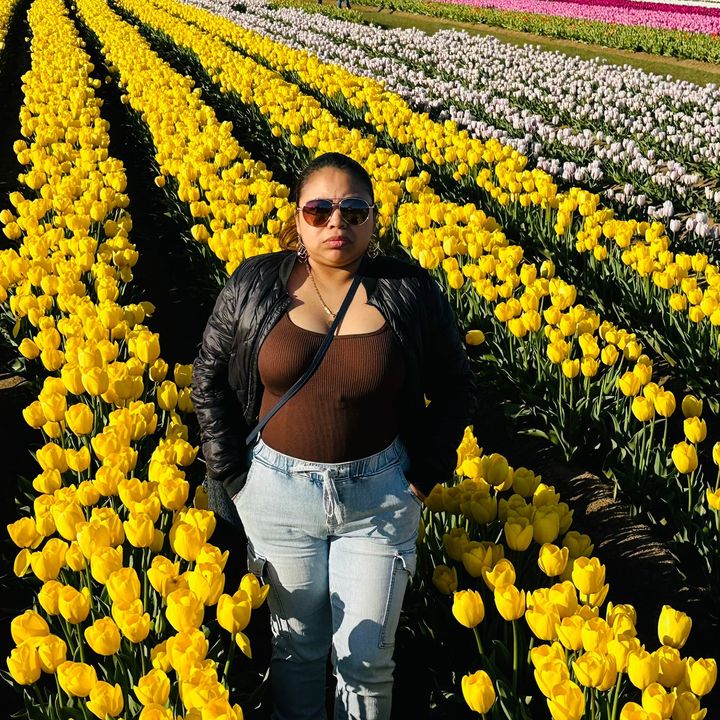 Emilia👽🌸🖤🍻🌎💎💎💎⚜️♠️NP