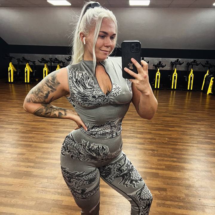 yourroyalthighness14