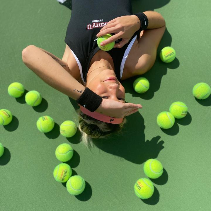 Angie Leweurs | Tennis