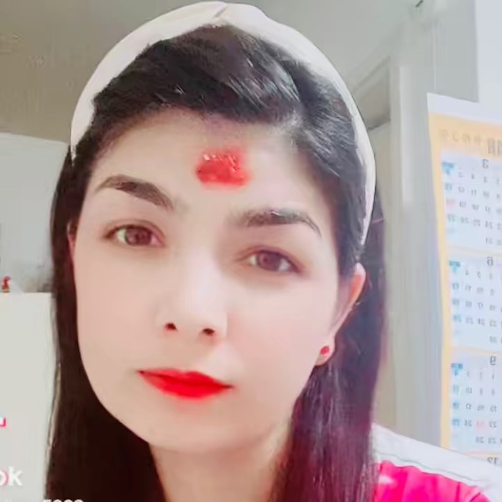 サリタ　チェトリ