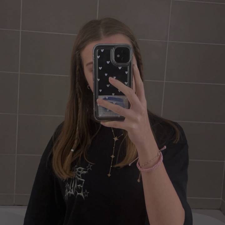 𝓞𝓴𝓼𝓪𝓷𝓷🤍