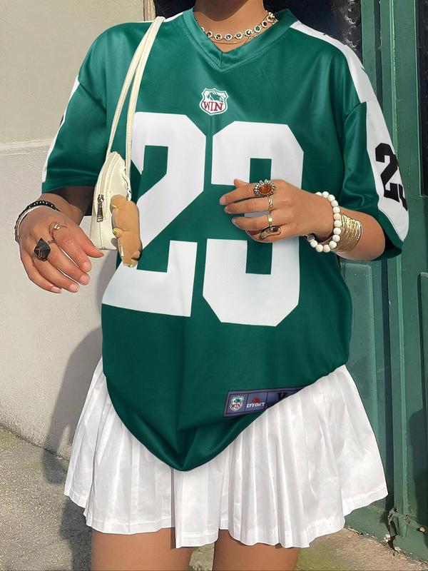 Women's Letter & Number Print V Neck Sports Jersey Tee, Casual Comfy Short Sleeve T-shirt for Summer, Women's Top for Daily Wear, Sports Tops, Fitness Clothes Tops, Workout Daily Wear, Athletic Fashion Activewear, Athleisure Style