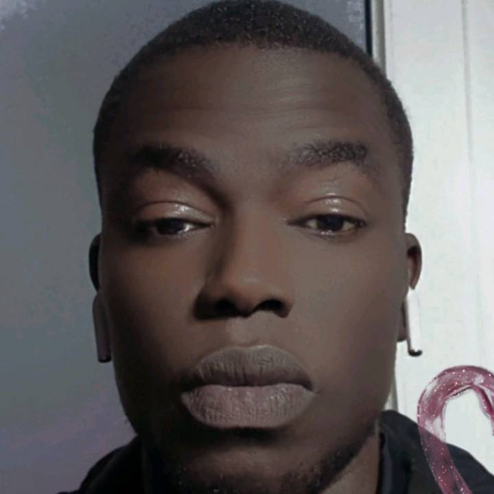 Águia SADRAQUE 🇬🇼🇵🇹🇪🇦🦅